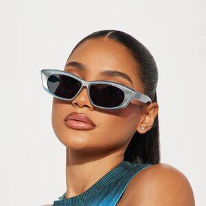 On My Mind Sunglasses - Blue
